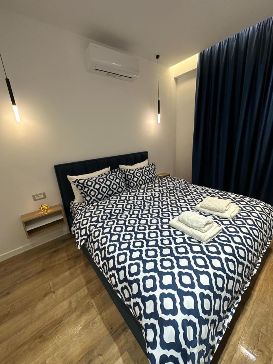Erinda'S Apartment 地拉那 外观 照片